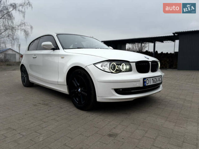 Белый БМВ 1 Серия, объемом двигателя 2 л и пробегом 230 тыс. км за 7500 $, фото 13 на Automoto.ua