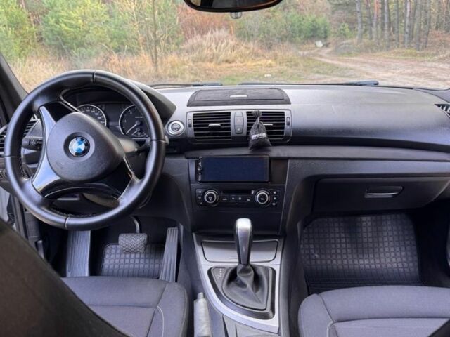 Білий БМВ 1 Серія, об'ємом двигуна 2 л та пробігом 208 тис. км за 8600 $, фото 12 на Automoto.ua
