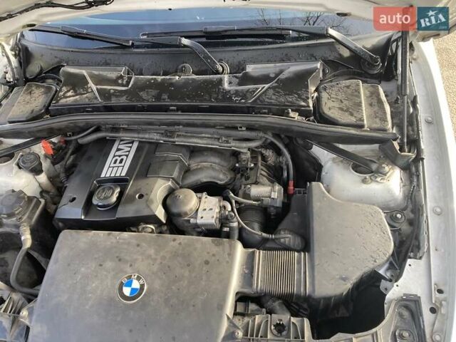 Белый БМВ 1 Серия, объемом двигателя 2 л и пробегом 196 тыс. км за 5050 $, фото 26 на Automoto.ua