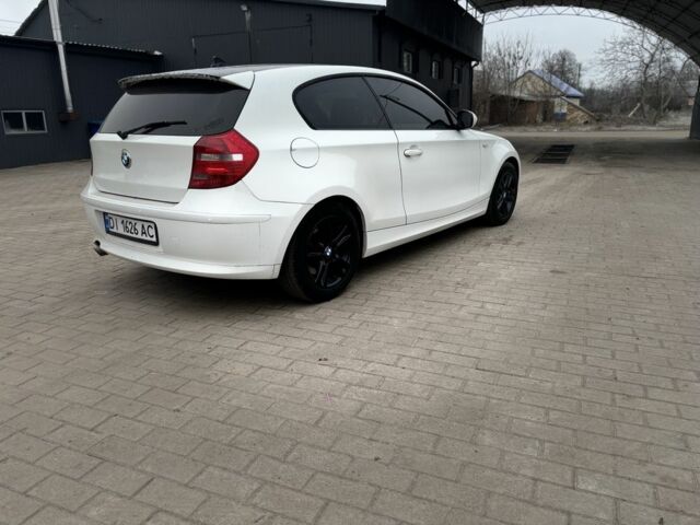 Білий БМВ 1 Серія, об'ємом двигуна 2 л та пробігом 230 тис. км за 7500 $, фото 10 на Automoto.ua