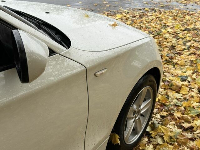 Білий БМВ 1 Серія, об'ємом двигуна 2 л та пробігом 127 тис. км за 8500 $, фото 8 на Automoto.ua