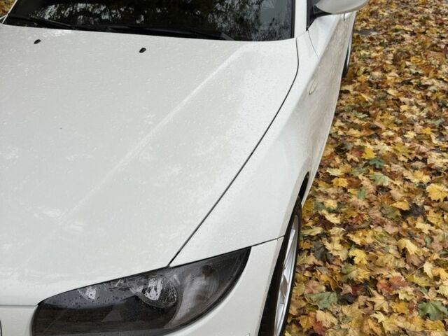 Білий БМВ 1 Серія, об'ємом двигуна 2 л та пробігом 127 тис. км за 8500 $, фото 4 на Automoto.ua