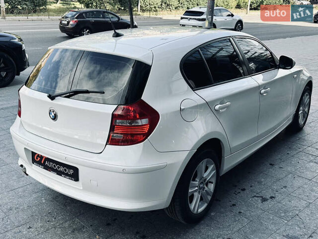 Белый БМВ 1 Серия, объемом двигателя 2 л и пробегом 233 тыс. км за 9900 $, фото 11 на Automoto.ua