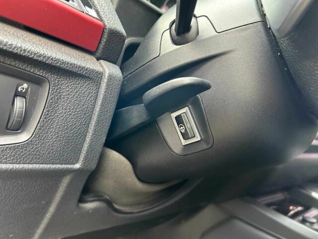 Белый БМВ 1 Серия, объемом двигателя 1.6 л и пробегом 158 тыс. км за 10500 $, фото 19 на Automoto.ua