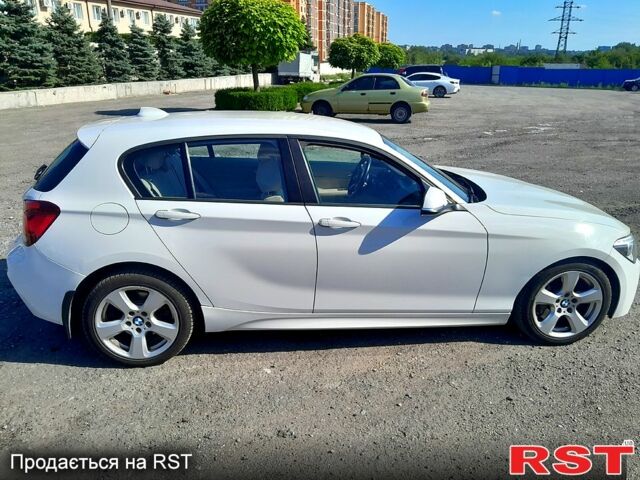 Белый БМВ 1 Серия, объемом двигателя 2 л и пробегом 284 тыс. км за 13900 $, фото 2 на Automoto.ua