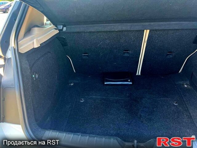 Белый БМВ 1 Серия, объемом двигателя 2 л и пробегом 284 тыс. км за 13900 $, фото 8 на Automoto.ua