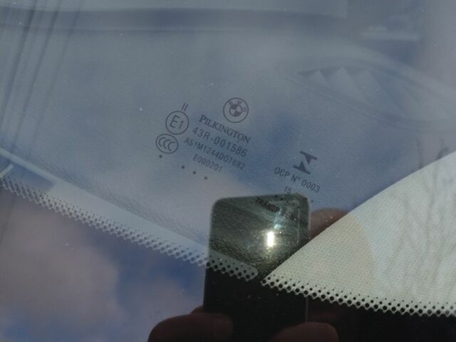 Білий БМВ 1 Серія, об'ємом двигуна 2 л та пробігом 240 тис. км за 14500 $, фото 6 на Automoto.ua