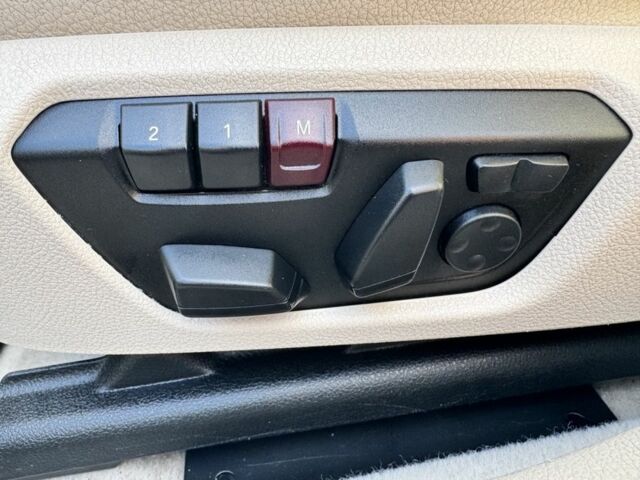 Белый БМВ 1 Серия, объемом двигателя 2 л и пробегом 190 тыс. км за 11500 $, фото 23 на Automoto.ua