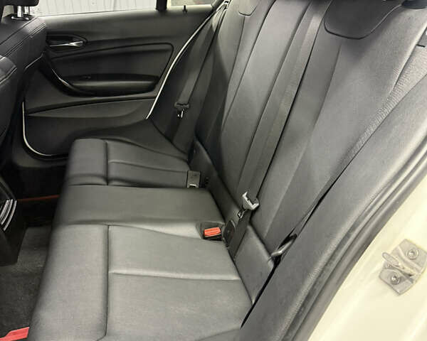 Белый БМВ 1 Серия, объемом двигателя 2 л и пробегом 174 тыс. км за 11700 $, фото 23 на Automoto.ua