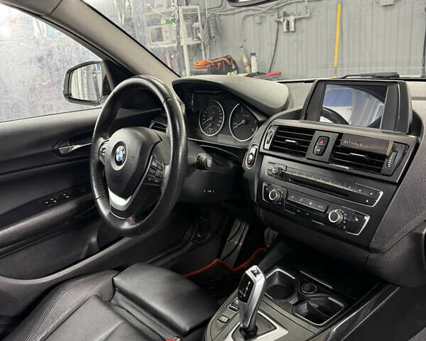 Белый БМВ 1 Серия, объемом двигателя 2 л и пробегом 174 тыс. км за 11700 $, фото 25 на Automoto.ua