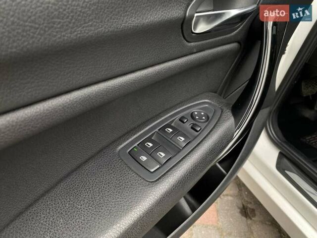 Белый БМВ 1 Серия, объемом двигателя 2 л и пробегом 146 тыс. км за 14500 $, фото 19 на Automoto.ua