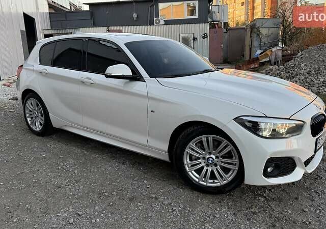 Білий БМВ 1 Серія, об'ємом двигуна 2 л та пробігом 100 тис. км за 18500 $, фото 7 на Automoto.ua
