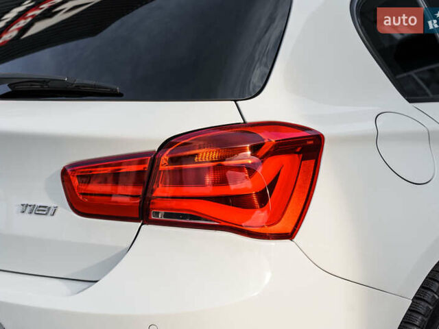 Белый БМВ 1 Серия, объемом двигателя 1.5 л и пробегом 89 тыс. км за 14800 $, фото 11 на Automoto.ua