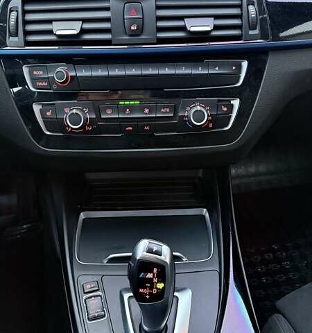 Белый БМВ 1 Серия, объемом двигателя 2 л и пробегом 100 тыс. км за 18500 $, фото 26 на Automoto.ua