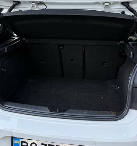 Білий БМВ 1 Серія, об'ємом двигуна 2 л та пробігом 100 тис. км за 17500 $, фото 35 на Automoto.ua