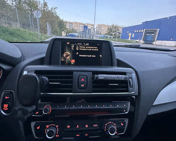 Белый БМВ 1 Серия, объемом двигателя 1.5 л и пробегом 217 тыс. км за 12800 $, фото 28 на Automoto.ua