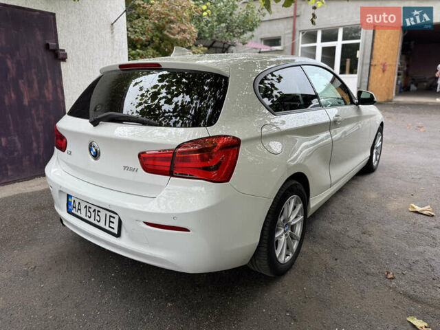 Белый БМВ 1 Серия, объемом двигателя 1.5 л и пробегом 170 тыс. км за 13400 $, фото 3 на Automoto.ua