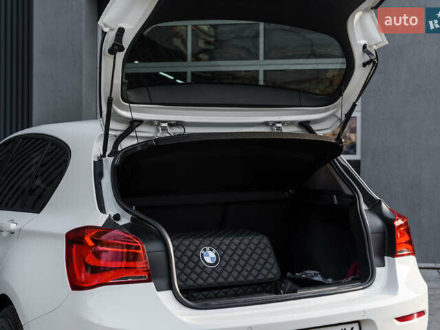 Белый БМВ 1 Серия, объемом двигателя 1.5 л и пробегом 89 тыс. км за 14800 $, фото 9 на Automoto.ua