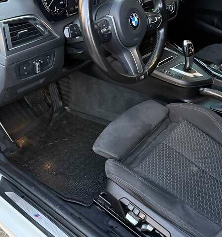 Белый БМВ 1 Серия, объемом двигателя 2 л и пробегом 100 тыс. км за 18500 $, фото 19 на Automoto.ua