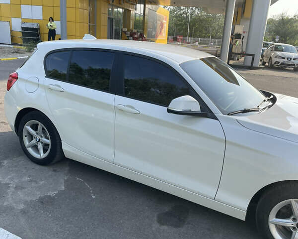 Белый БМВ 1 Серия, объемом двигателя 1.5 л и пробегом 115 тыс. км за 13740 $, фото 1 на Automoto.ua