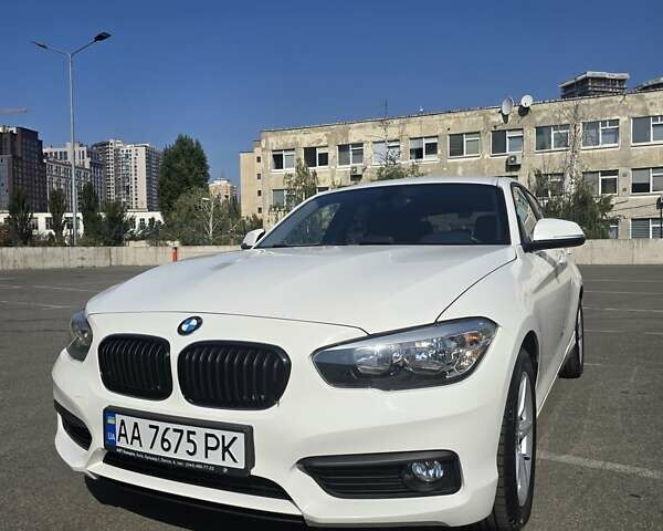 Белый БМВ 1 Серия, объемом двигателя 1.6 л и пробегом 69 тыс. км за 16900 $, фото 1 на Automoto.ua