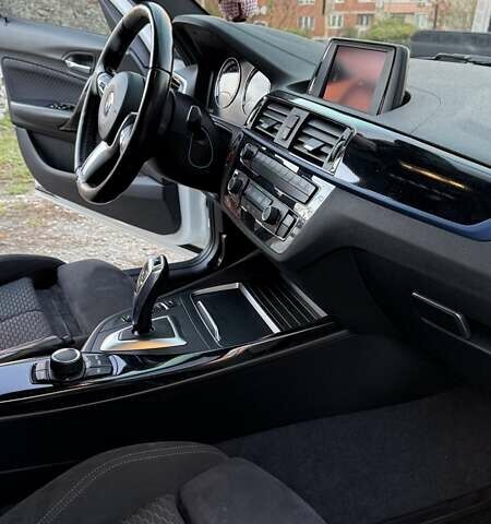 Белый БМВ 1 Серия, объемом двигателя 2 л и пробегом 100 тыс. км за 18500 $, фото 25 на Automoto.ua