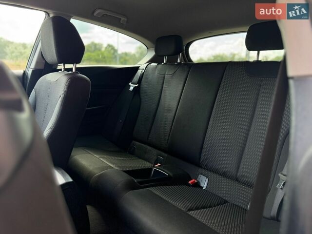 Белый БМВ 1 Серия, объемом двигателя 1.6 л и пробегом 123 тыс. км за 13900 $, фото 14 на Automoto.ua