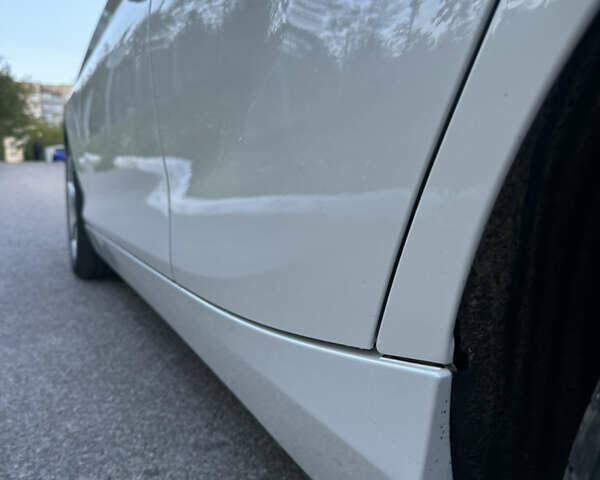 Белый БМВ 1 Серия, объемом двигателя 1.5 л и пробегом 217 тыс. км за 12800 $, фото 19 на Automoto.ua