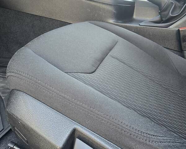 Белый БМВ 1 Серия, объемом двигателя 1.6 л и пробегом 69 тыс. км за 16900 $, фото 6 на Automoto.ua