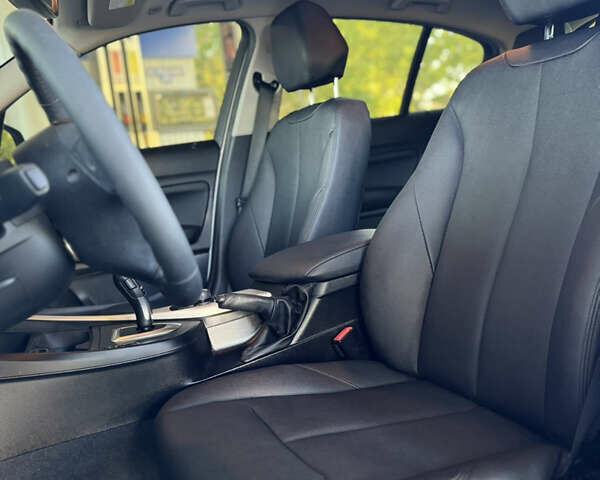 Белый БМВ 1 Серия, объемом двигателя 2 л и пробегом 66 тыс. км за 16200 $, фото 6 на Automoto.ua