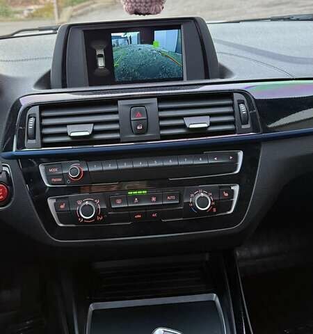 Білий БМВ 1 Серія, об'ємом двигуна 2 л та пробігом 100 тис. км за 18500 $, фото 23 на Automoto.ua