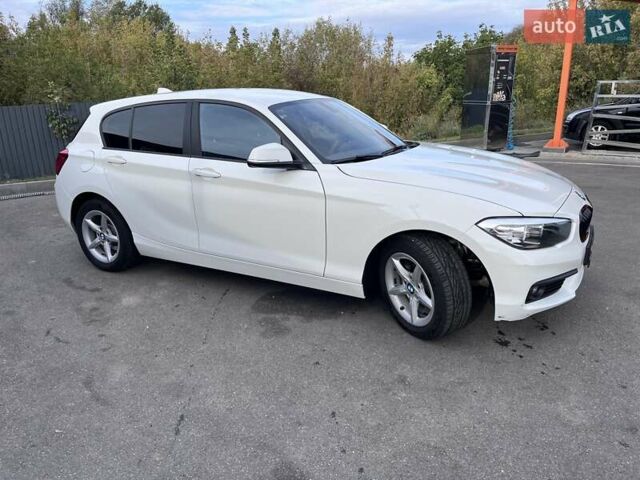 Белый БМВ 1 Серия, объемом двигателя 1.5 л и пробегом 60 тыс. км за 17500 $, фото 3 на Automoto.ua