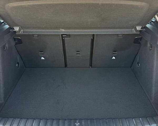 Белый БМВ 1 Серия, объемом двигателя 2 л и пробегом 38 тыс. км за 23100 $, фото 13 на Automoto.ua