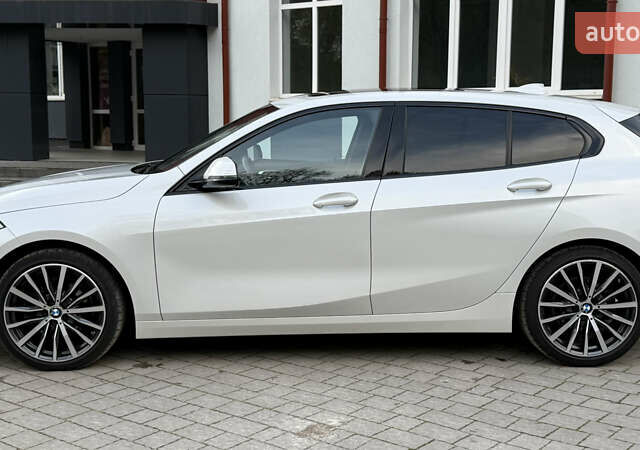 Белый БМВ 1 Серия, объемом двигателя 2 л и пробегом 198 тыс. км за 23950 $, фото 13 на Automoto.ua