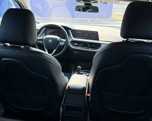 Белый БМВ 1 Серия, объемом двигателя 2 л и пробегом 38 тыс. км за 23100 $, фото 14 на Automoto.ua