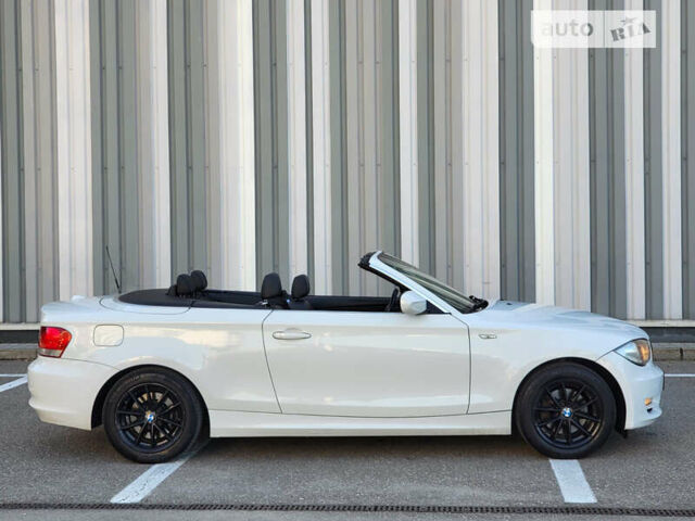 Белый БМВ 1 Серия, объемом двигателя 3 л и пробегом 230 тыс. км за 9999 $, фото 5 на Automoto.ua