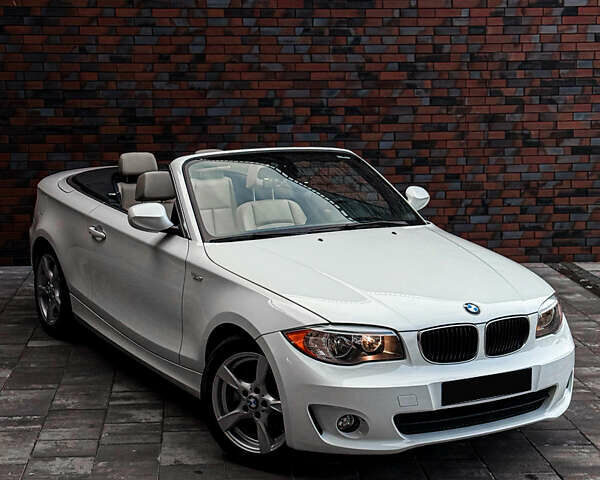 Білий БМВ 1 Серія, об'ємом двигуна 3 л та пробігом 24 тис. км за 13700 $, фото 2 на Automoto.ua