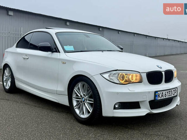 Белый БМВ 1 Серия, объемом двигателя 3 л и пробегом 136 тыс. км за 9300 $, фото 19 на Automoto.ua