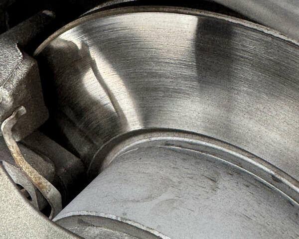 Білий БМВ 1 Серія, об'ємом двигуна 2.98 л та пробігом 211 тис. км за 10700 $, фото 11 на Automoto.ua