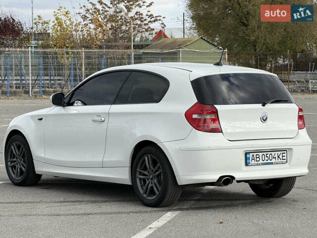 Белый БМВ 1 Серия, объемом двигателя 2 л и пробегом 190 тыс. км за 5899 $, фото 3 на Automoto.ua