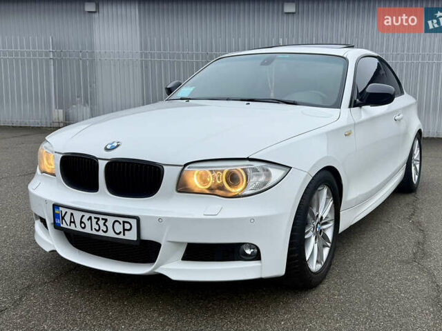 Белый БМВ 1 Серия, объемом двигателя 3 л и пробегом 136 тыс. км за 9300 $, фото 15 на Automoto.ua