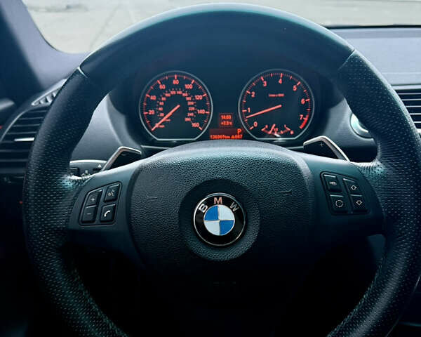 Белый БМВ 1 Серия, объемом двигателя 3 л и пробегом 136 тыс. км за 9300 $, фото 28 на Automoto.ua