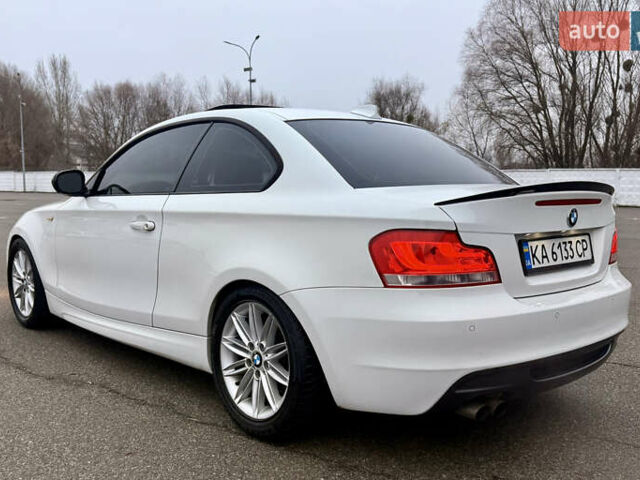 Белый БМВ 1 Серия, объемом двигателя 3 л и пробегом 136 тыс. км за 9300 $, фото 24 на Automoto.ua