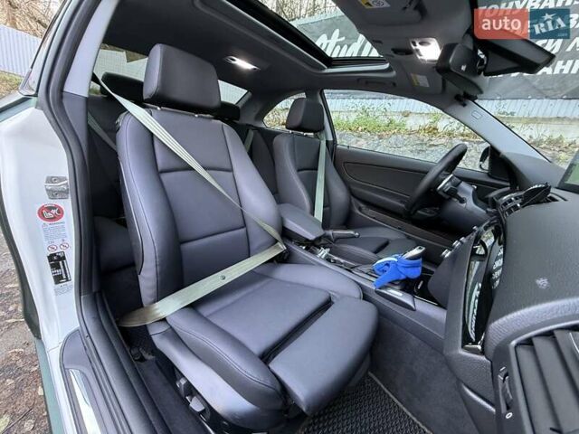 Белый БМВ 1 Серия, объемом двигателя 2 л и пробегом 90 тыс. км за 17770 $, фото 75 на Automoto.ua