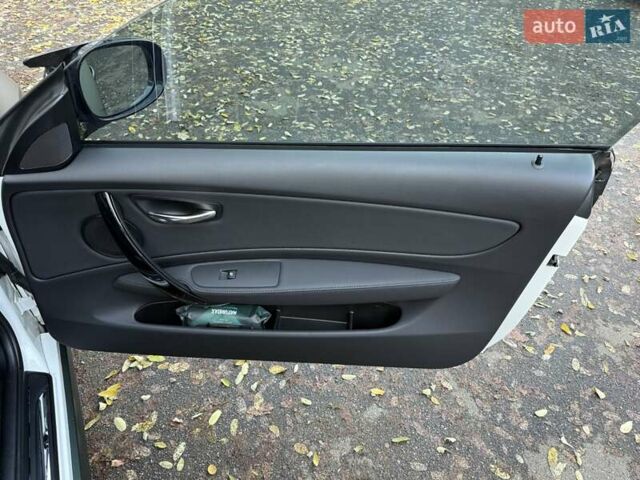 Белый БМВ 1 Серия, объемом двигателя 2 л и пробегом 90 тыс. км за 17770 $, фото 41 на Automoto.ua