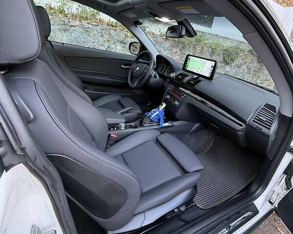 Белый БМВ 1 Серия, объемом двигателя 2 л и пробегом 90 тыс. км за 17770 $, фото 83 на Automoto.ua