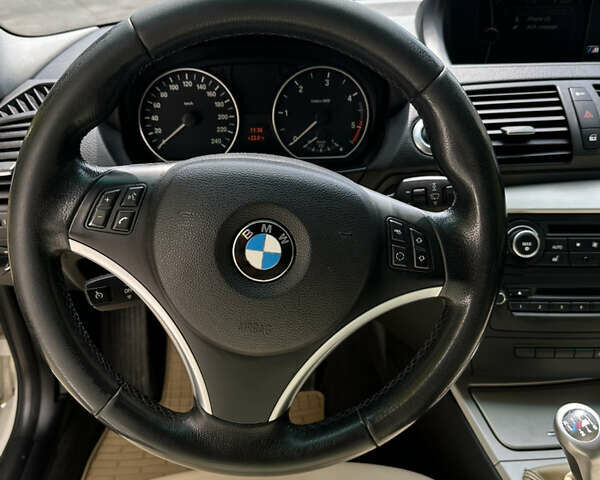 Белый БМВ 1 Серия, объемом двигателя 2 л и пробегом 260 тыс. км за 5650 $, фото 7 на Automoto.ua