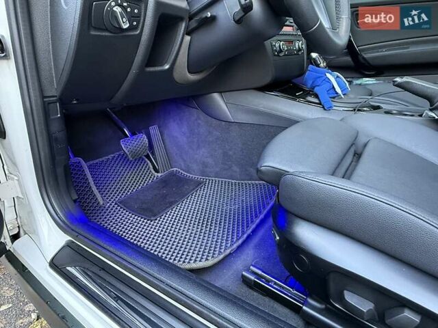 Белый БМВ 1 Серия, объемом двигателя 2 л и пробегом 90 тыс. км за 17770 $, фото 61 на Automoto.ua