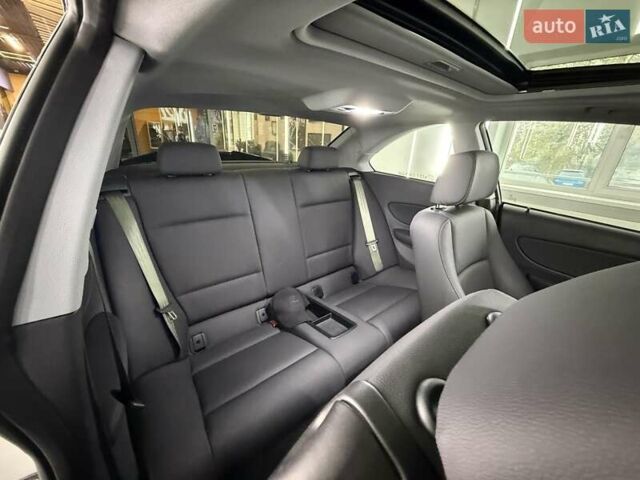 Белый БМВ 1 Серия, объемом двигателя 2 л и пробегом 90 тыс. км за 19990 $, фото 53 на Automoto.ua