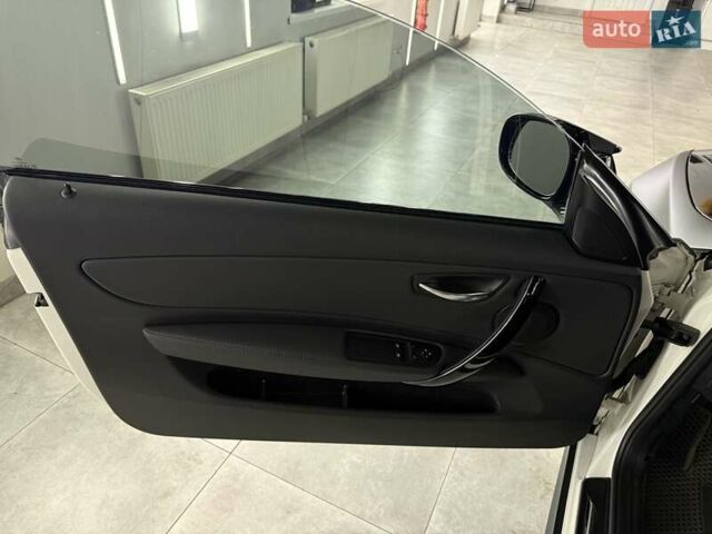 Белый БМВ 1 Серия, объемом двигателя 2 л и пробегом 90 тыс. км за 19990 $, фото 75 на Automoto.ua